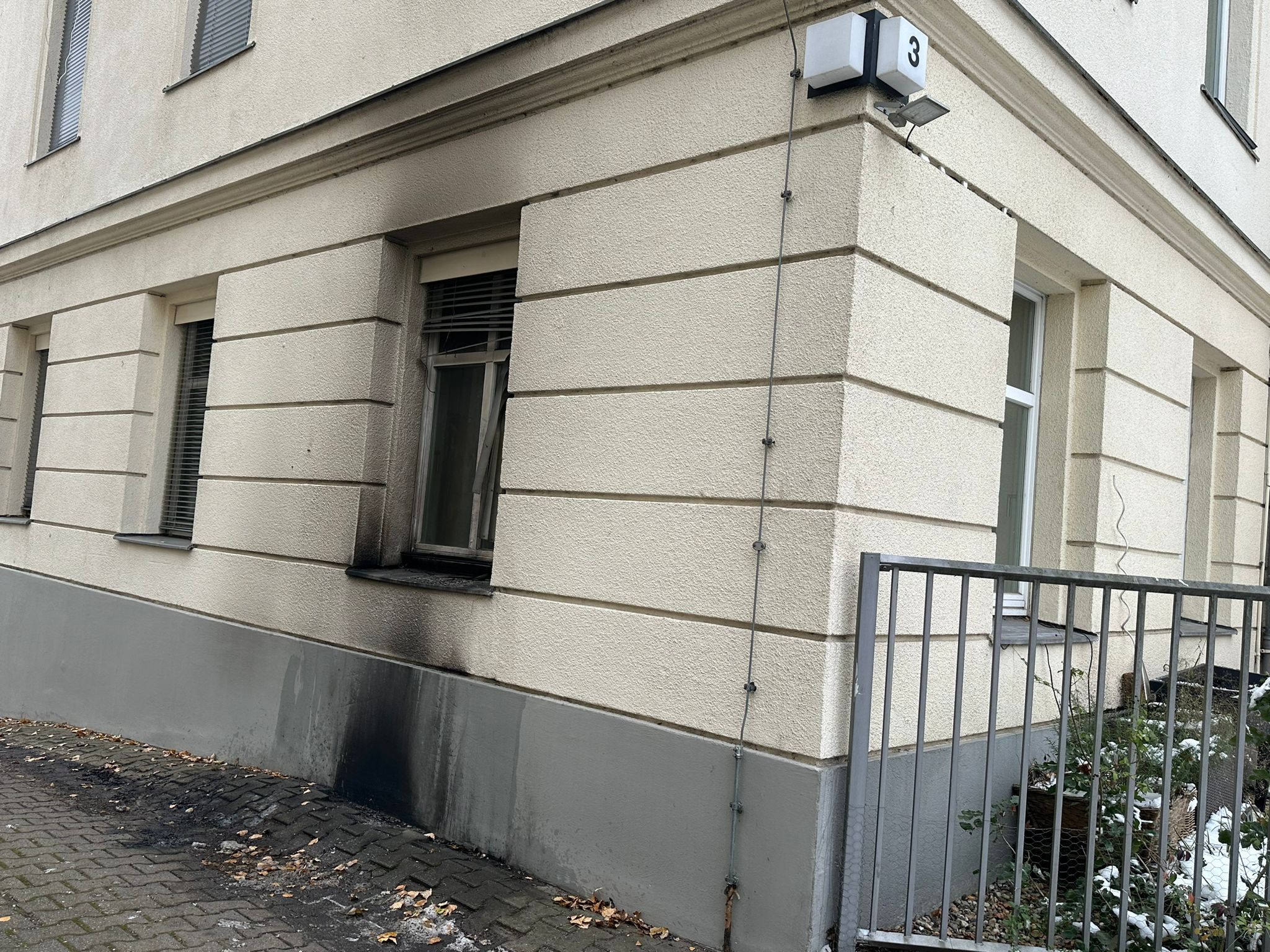 Arson Attack At MEK’s Political Office In Berlin