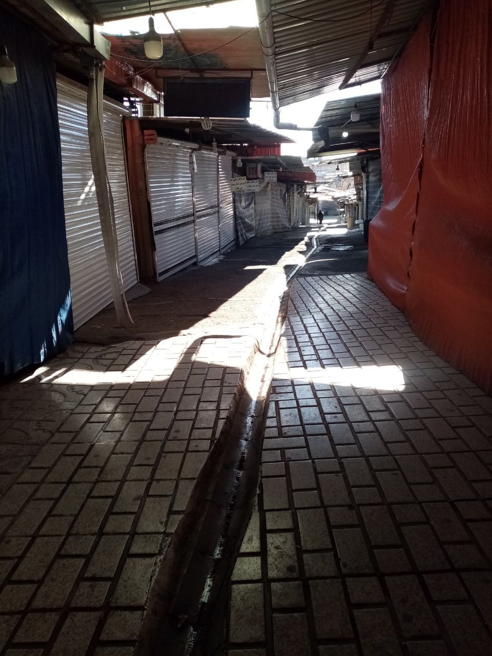 Closed shops in a market in Iran’s Kordestan province in protest to the execution of four Kurdish political prisoners (January 2024) 