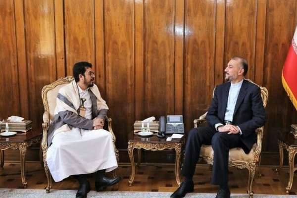 Critics Lash Out At Iran's Ideological Foreign Policy