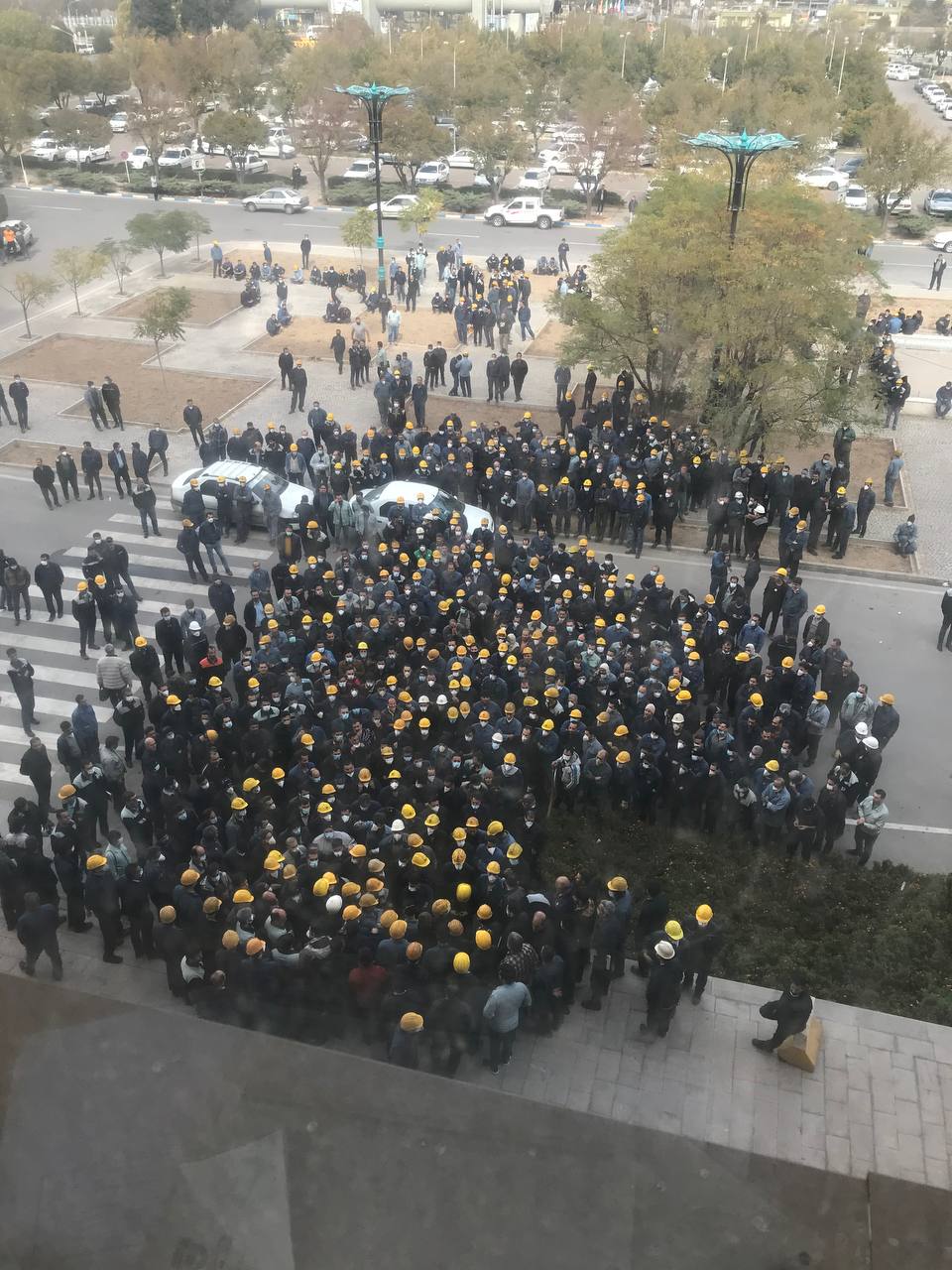 اهمیت اعتصاب‌های گسترده در مسیر انقلاب چیست؟