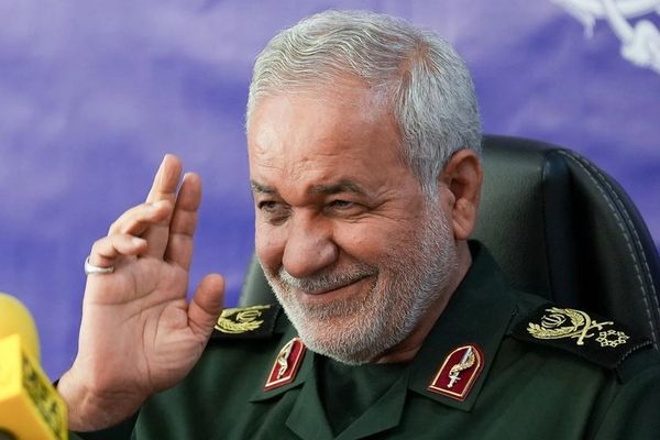 فرمانده قرارگاه سازندگی خاتمالانبیا: از پروژه ساخت مترو در ونزوئلا خارج شدیم