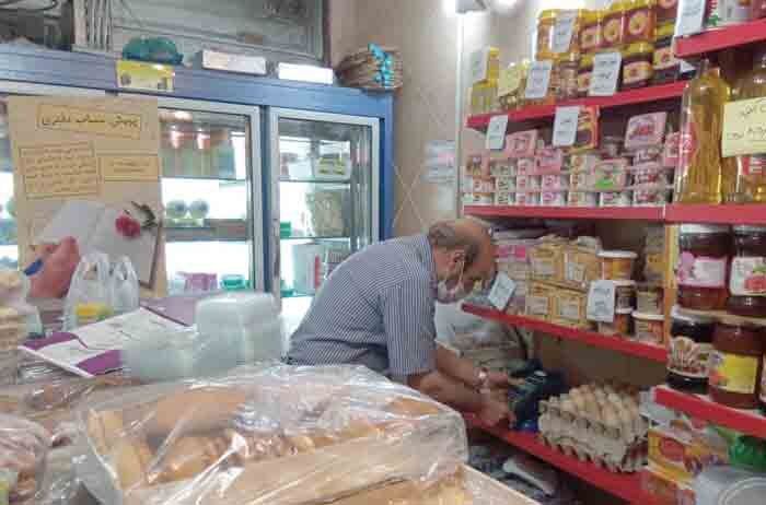 صحيفة إيرانية: عودة "الشراء بالتقسيط" بسبب التضخم وتراجع القدرة الشرائية للأسر