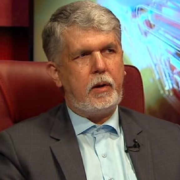 وزیر فرهنگ و ارشاد اسلامی: صداوسیما مسئولان را چپاولگر اموال عمومی و جاسوس نشان میدهد