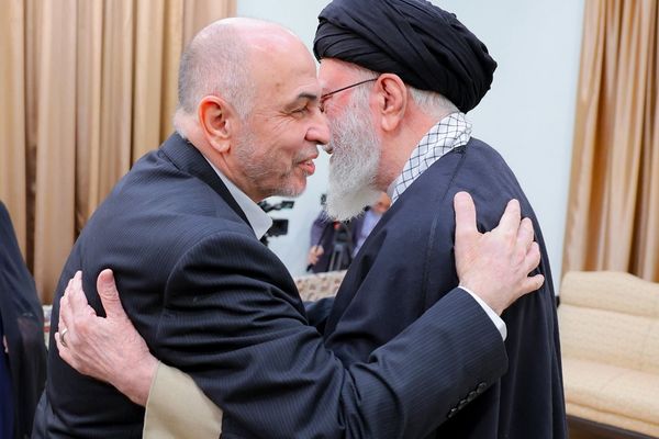 Khamenei meets Hamas leaders, doubles down on anti-US stance
