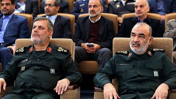 امیر حیات مقدم در کنار حسین سلامی، فرمانده کل سپاه که در آغاز جنگ ۱۲ روزه کشته شد