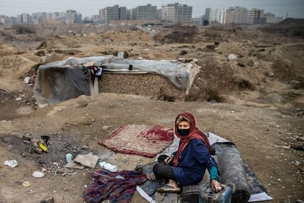 Nearly One-Third of Iranians Struggle Below Poverty Line: Report
