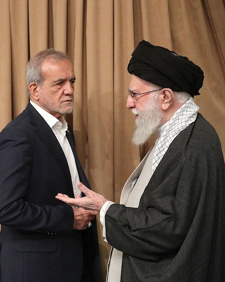 الرئيس الإيراني: لو أصاب المرشد مكروه في الحرب مع إسرائيل لوقعنا في صراع داخلي