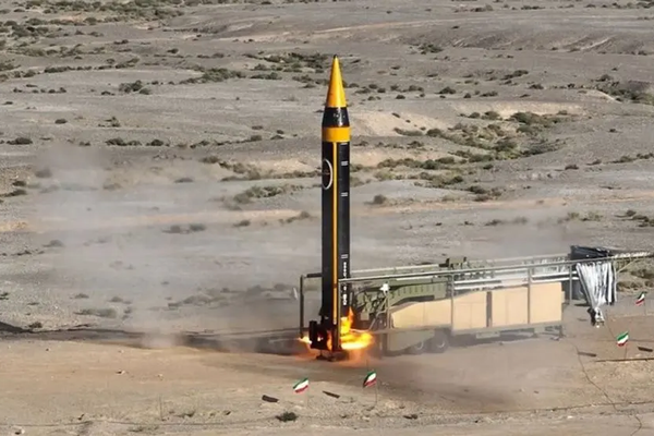 Iran announces weekend drills to prove military mettle