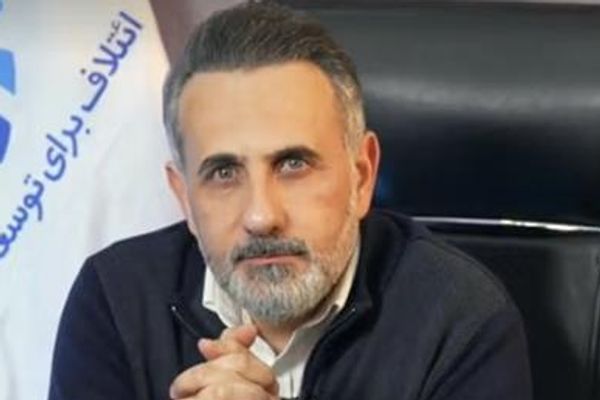 انتقال صادق ساعدینیا از انفرادی به بند جرائم مالی زندان لنگرود قم