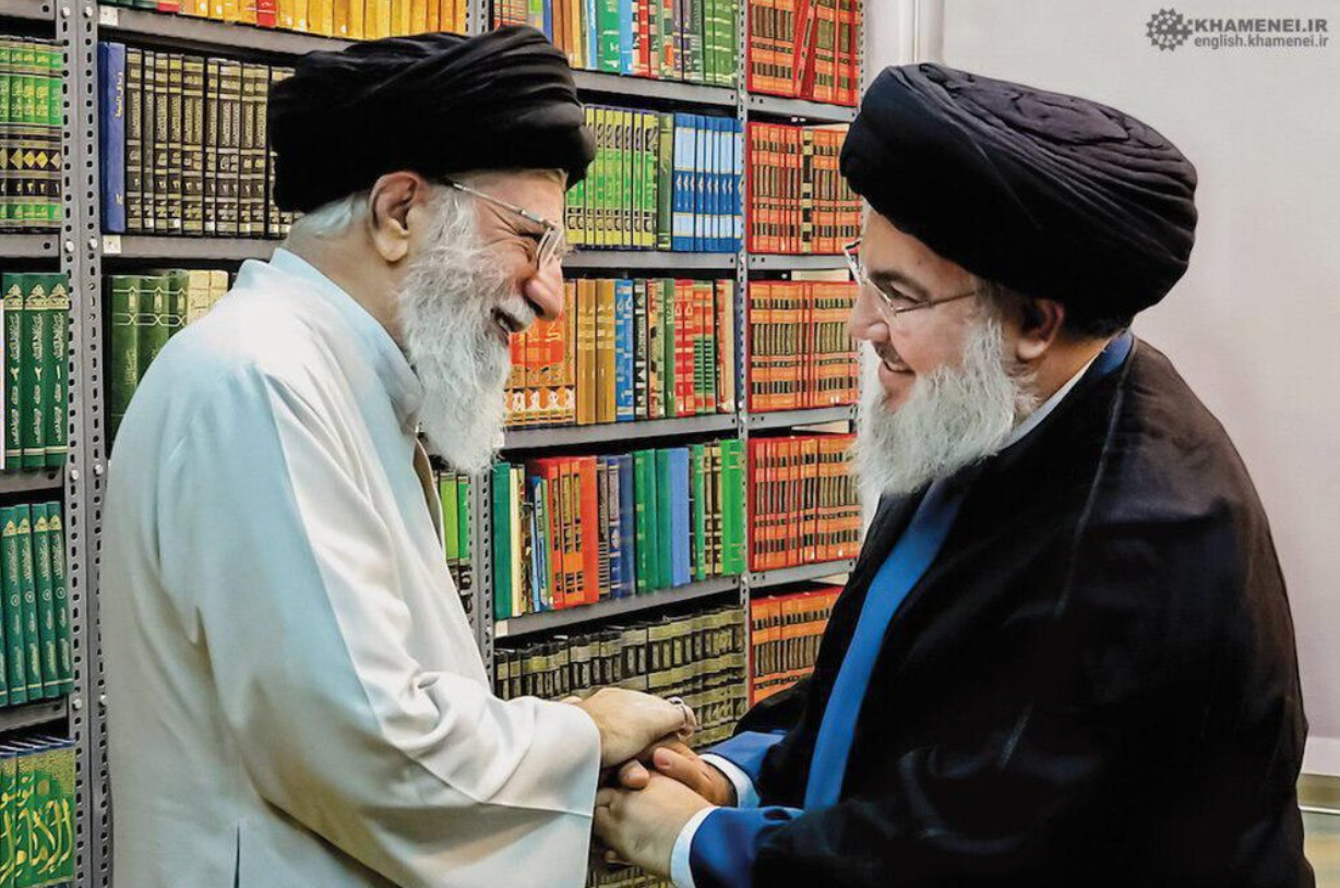 مقتل قائد بالحرس الثوري الإيراني في لبنان.. والغموض يكتنف مصير حسن نصر الله