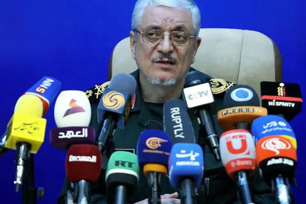 المتحدث باسم وزارة الدفاع الإيرانية: العقوبات لن تؤثر على قوتنا الصاروخية