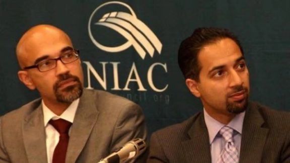 تریتا پارسی (سمت راست) و روزبه پارسی (سمت چپ)