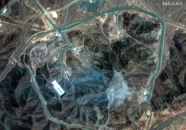 لوموند: ارزیابی اسرائیل نشان می‌دهد تاسیسات اتمی ایران در جنگ ۱۲ روزه کاملا نابود نشد