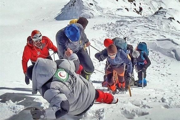 شش کوهنورد در پی وقوع بهمن در ارتفاعات کوه هفتتاش در بانه ناپدید شدند