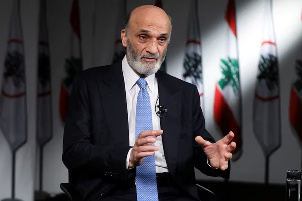 جعجع يدعو حزب الله للتجاوب مع الدولة ويحذر من التدخل الإيراني في لبنان