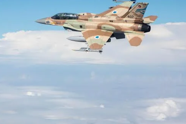 استطلاع: أغلب الإسرائيليين يتوقعون حربًا محتملة مع إيران خلال عام