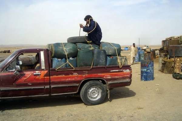Pakistan Opts For Barter Trade With Afghanistan, Iran, Russia
