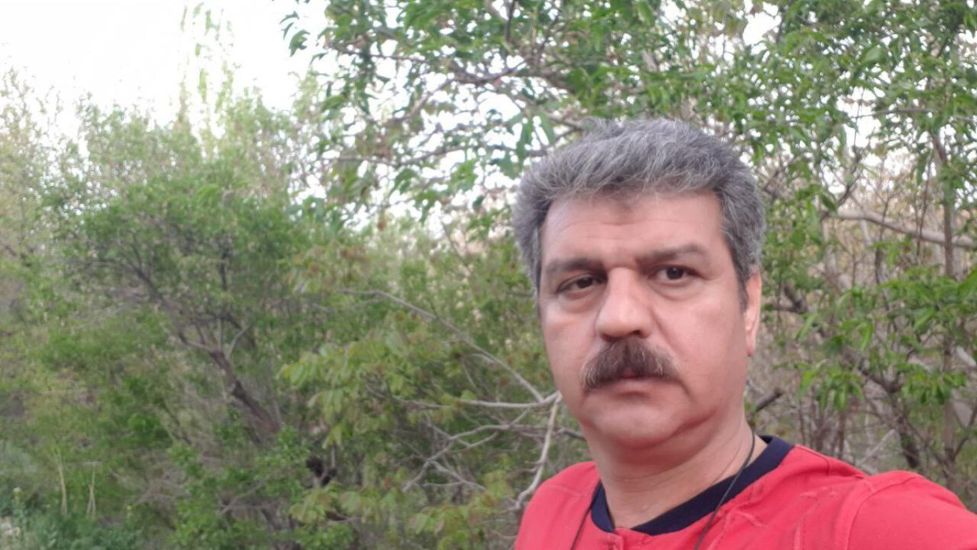 رضا شهابی، فعال کارگری محبوس در زندان اوین اعتصاب غذا کرد