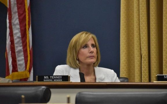 کلودیا تنی، عضو مجلس نمایندگان آمریکا: از شجاعت مردم ایران الهام میگیریم