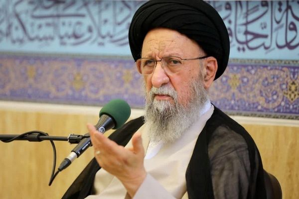 نماینده خامنهای در استان گلستان: خروج از انپیتی راهکار مقابله با مکانیسم ماشه است