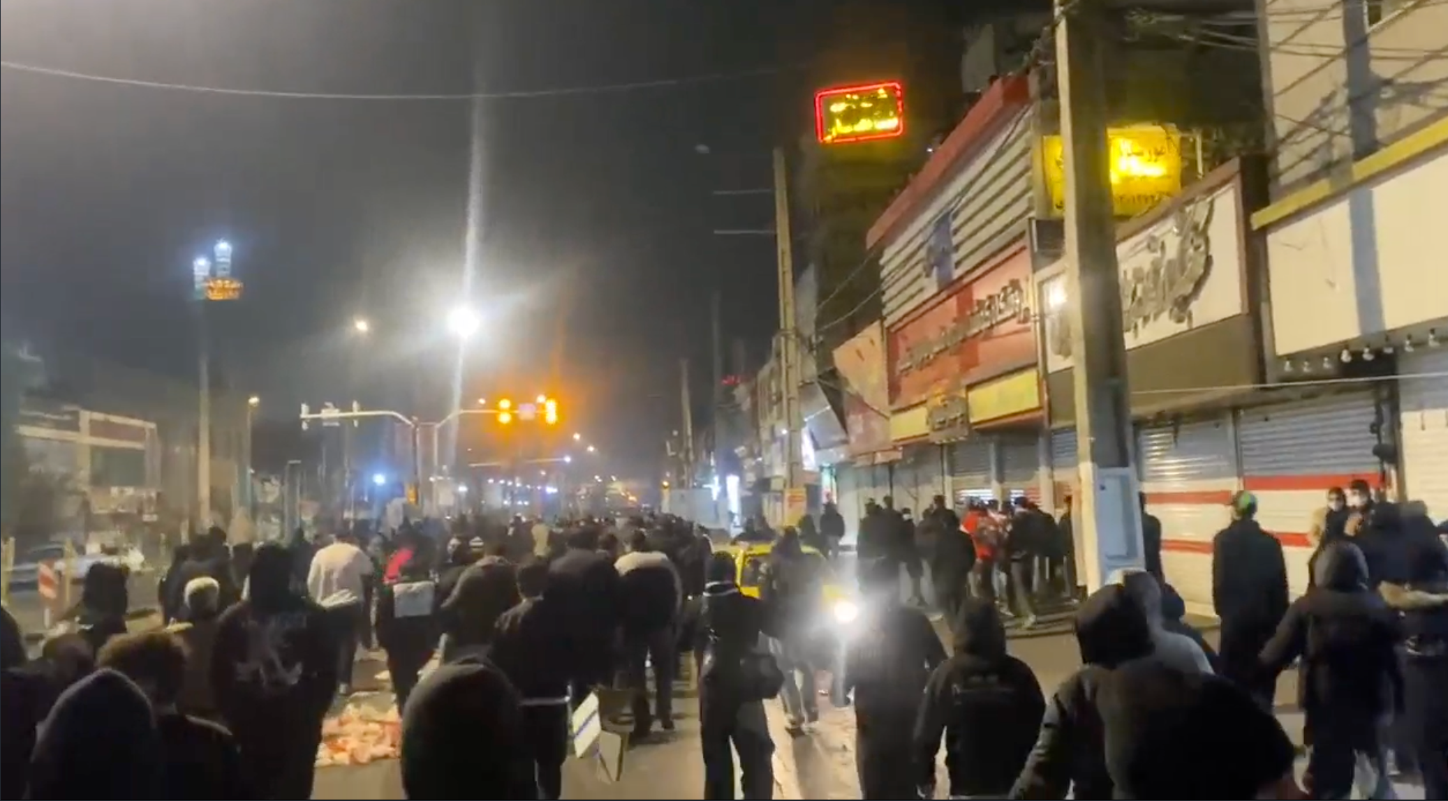 میدان کلانتری قرچک؛ جایی که ۱۸ و ۱۹ دی قتلگاه ده‌ها معترض  شد