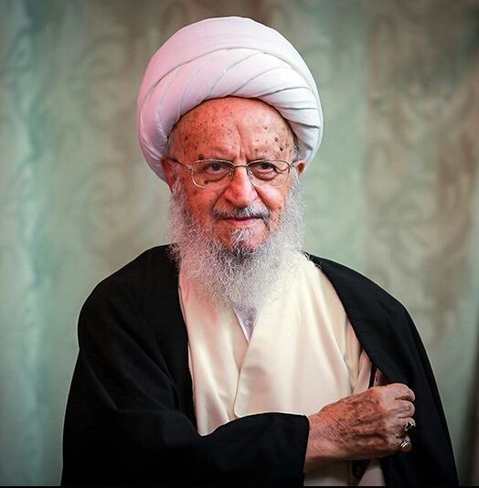 مکارم شیرازی،‌مرجع تقلید شیعه: قم با هیچ‌یک از شهرهای ایران قابل مقایسه نیست