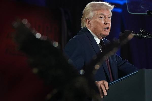 ترامپ: معترضان در ایران بهدلیل شلیک مستقیم جرات اعتراض ندارند؛ به تهران ۱۰ روز مهلت دادم