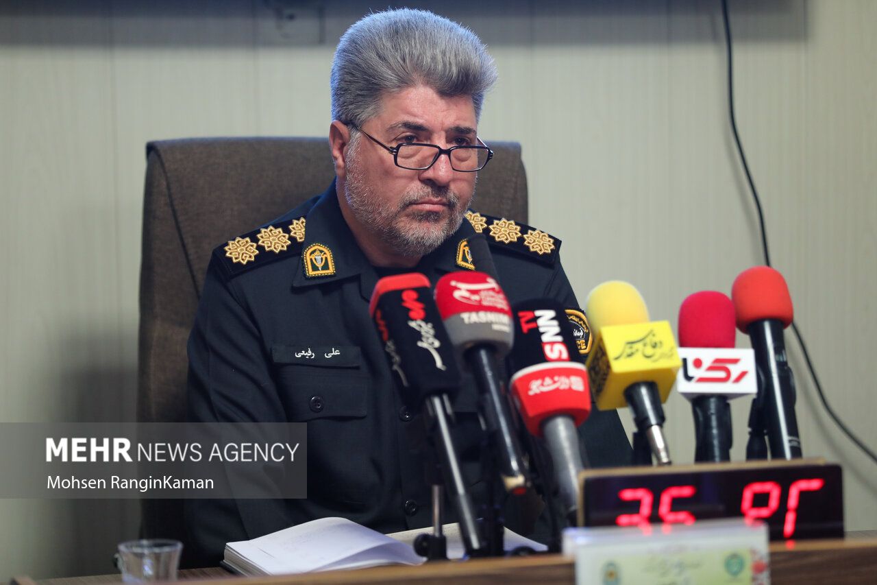 الشرطة الإيرانية: مراقبة المقاهي والحفلات بشكل سري لضمان الالتزام بالحجاب الإجباري