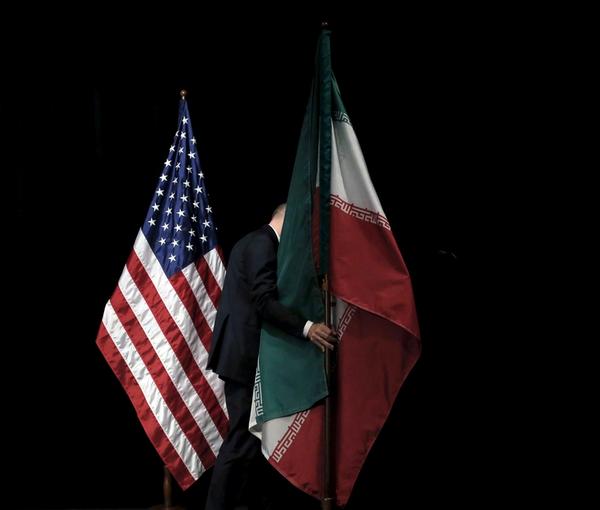 ردود فعل واسعة حول صفقة طهران وواشنطن.. ونشطاء: "إذلال وإساءة لإيران"