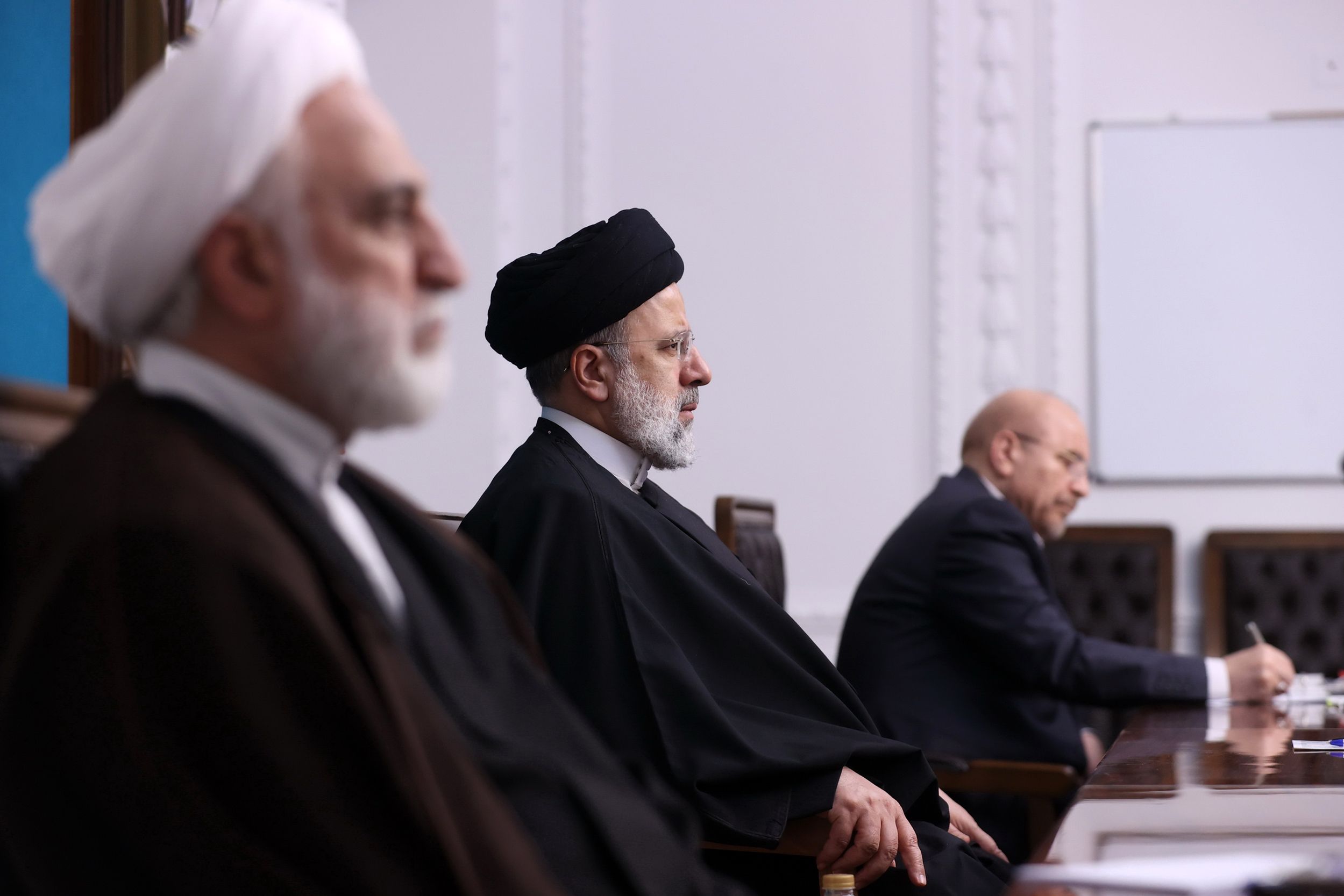 Raisi Faces Serious Challenges From Political Rivals And Top Clerics 