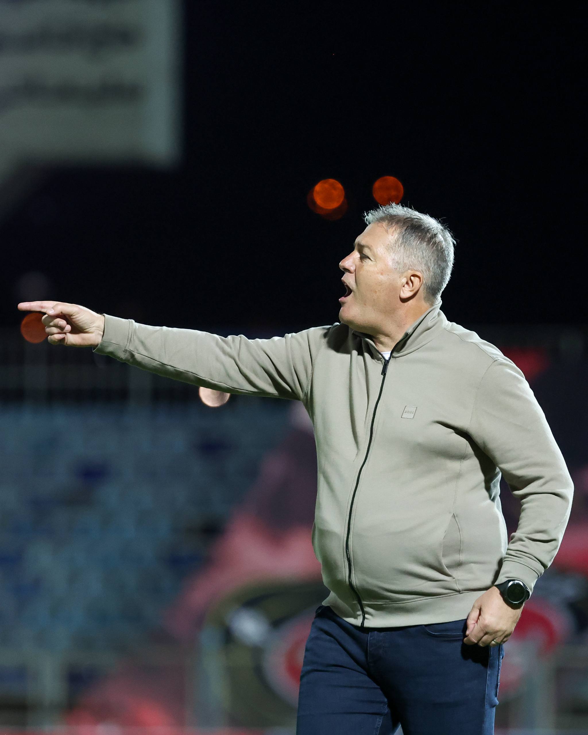 دراگان اسکوچیچ: هرگز این‌قدر عصبانی نبودم، این مساوی با پرسپولیس برای ما باخت است