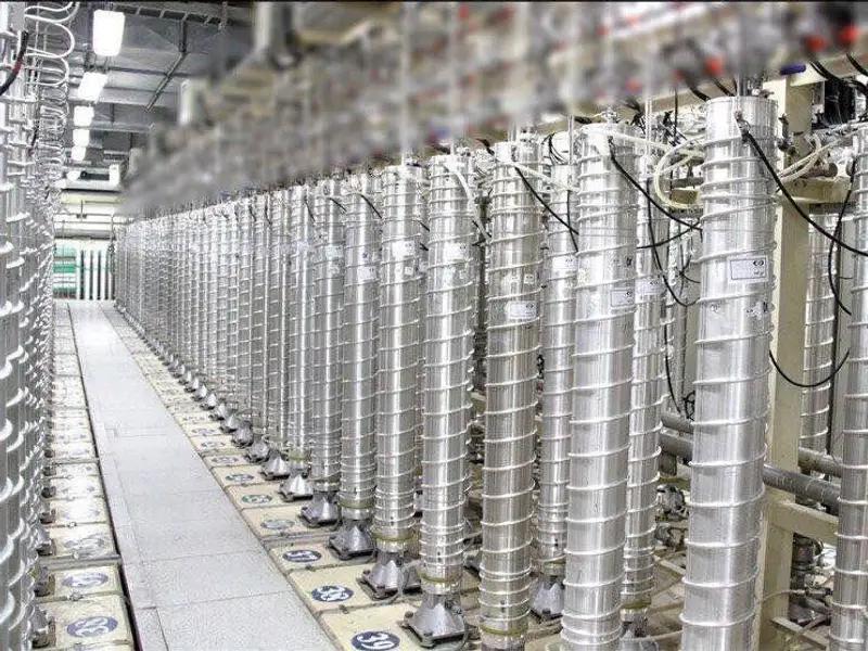 سقوط النظام الإيراني.. تقليل للتهديد النووي أم بداية أزمة غير مسبوقة؟