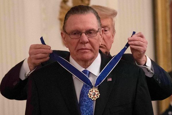 نائب رئيس "الأركان" الأميركية السابق: أي اتفاق جديد لا يعني سوى إطالة عمر النظام الإيراني