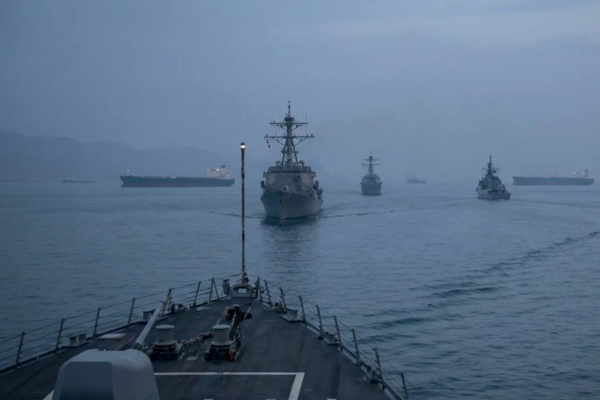 Trump warns Iran over Hormuz mines as US weighs tanker escorts