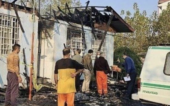 مصرع ما لا يقل عن 32 شخصًا نتيجة حريق اندلع بمركز للمعالجة من إدمان المخدرات في إيران