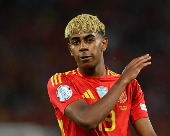 لامین یامال بهدلیل مصدومیت از اردوی تیم ملی اسپانیا کنار گذاشته شد