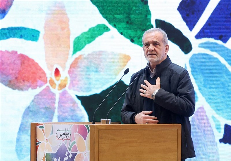 President Masoud Pezeshkian speaking to the people in Bojnord, northeast Iran, on December 26, 2024.