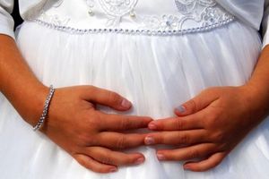 ثبت حدود ۲۶ هزار کودکهمسری در سال گذشته و افزایش آمار مادران زیر ۱۵ سال