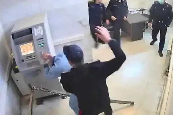 An Iranian man’s death and the state’s enduring torture tactics