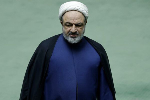 رسایی، نماینده تهران: آیا قطع برق و آب با هماهنگی رهبر انجام میشود