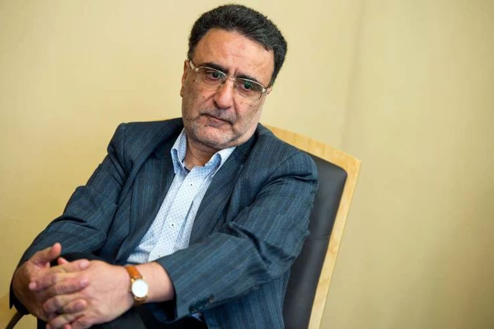 ناشط سياسي سجين: حسابات المرشد الخاطئة وضعت إيران في أضعف حالاتها وأكثرها هشاشة