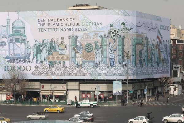 In Absence Of Official Stats, Media In Iran Say Inflation Is At 70%
