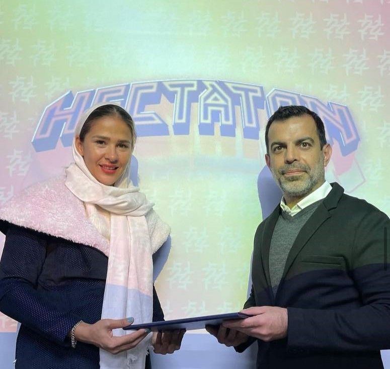 Mahsa Javar (L) and Hectaton brand owner Ali Ajdarkosh (R), who provided the athletes' outfits (Undated)