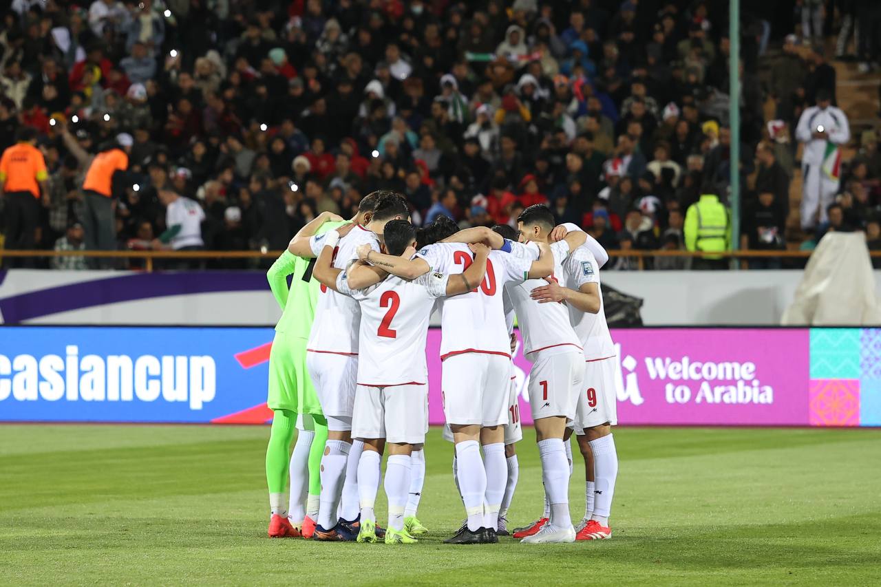 بازی آخر تیم‌ملی در مشهد؛ تاج به پیشواز تکرار تجربه حمله به تماشاگران زن رفت؟